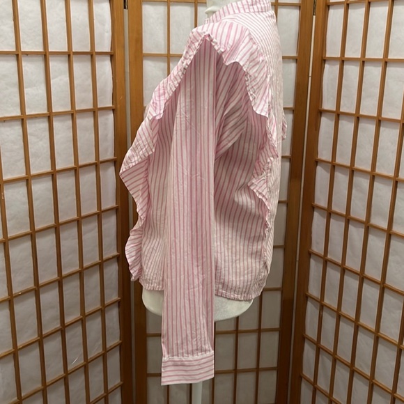 Pretty Forever 21 white/pink blouse 👚 - Picture 3 of 5